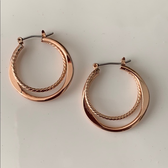 Round earrings.🚨Price firm. - Picture 2 of 3